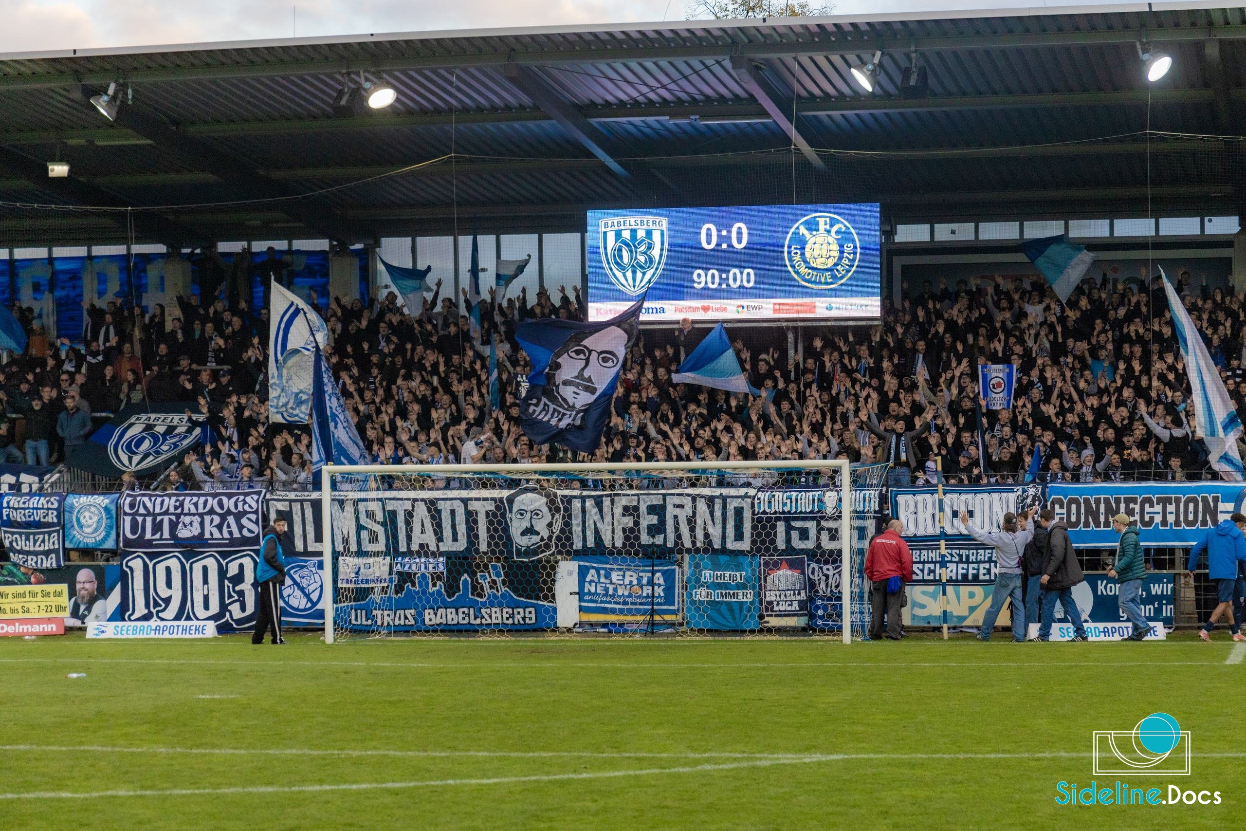 Home curve after full time, Filmstadt Inferno banners at 0–0